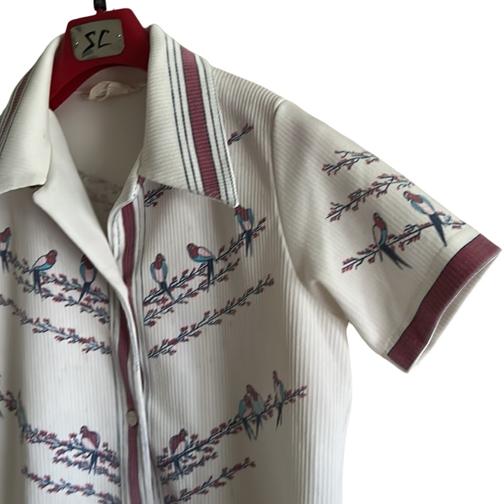 Vintage JCPenney Cream Floral Birds Big Collar Button Down Short Sleeve Blouse - Picture 6 of 12